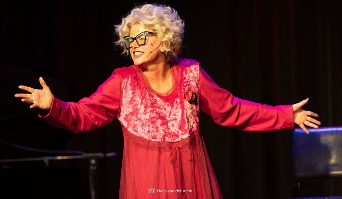Plakkaat: Ouma en die ou koeie